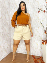 Short Feminino Plus Size Alfaiataria com Cinto Élegance - Tanzille